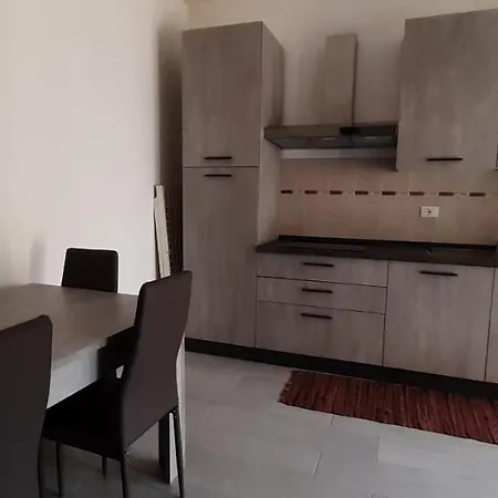 דירה Comfy&cozy Flat In Center *