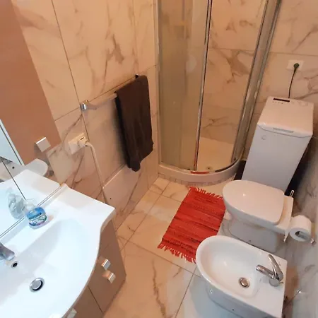 דירה Comfy&cozy Flat In Center פיומיצ'ינו