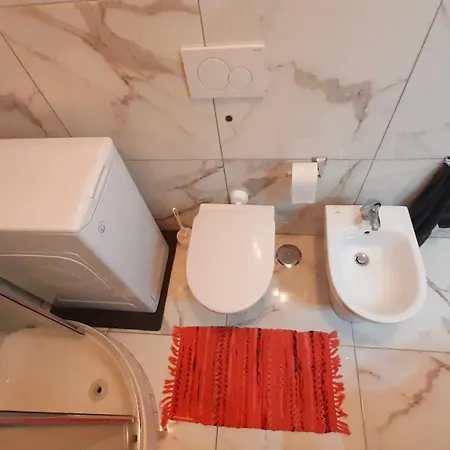 Comfy&cozy Flat In Center 아파트 피우미치노