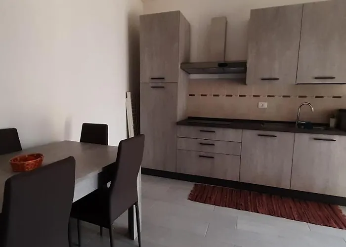 公寓 Comfy&cozy Flat In Center *